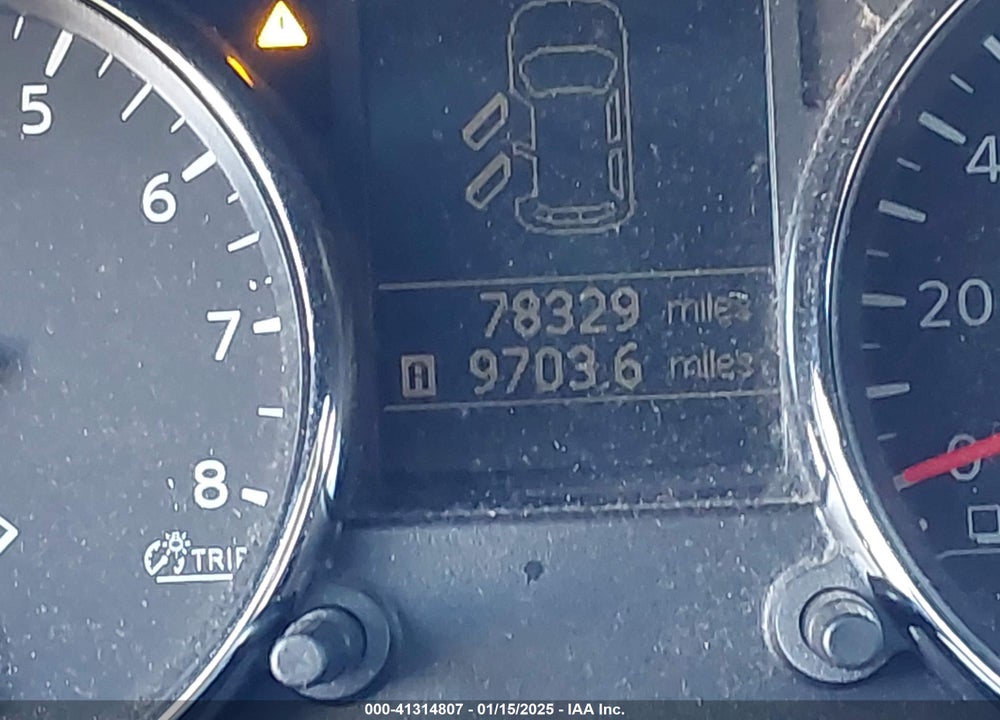 2015 NISSAN ROGUE SELECT S VIN: JN8AS5MT9FW660578
