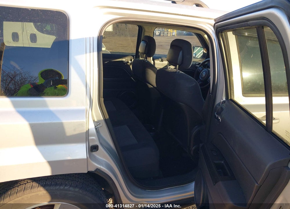 2013 JEEP PATRIOT LATITUDE VIN: 1C4NJPFA2DD166188