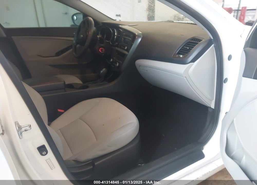2013 KIA OPTIMA VIN: KNAGM4A71D5357490