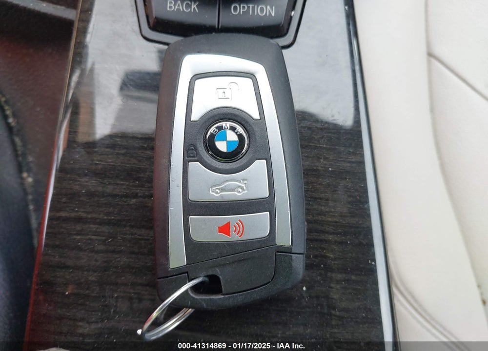 2016 BMW 328I VIN: WBA8E9G50GNT82597