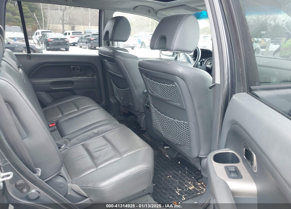 2006 HONDA PILOT EX-L VIN: 2HKYF18656H503311