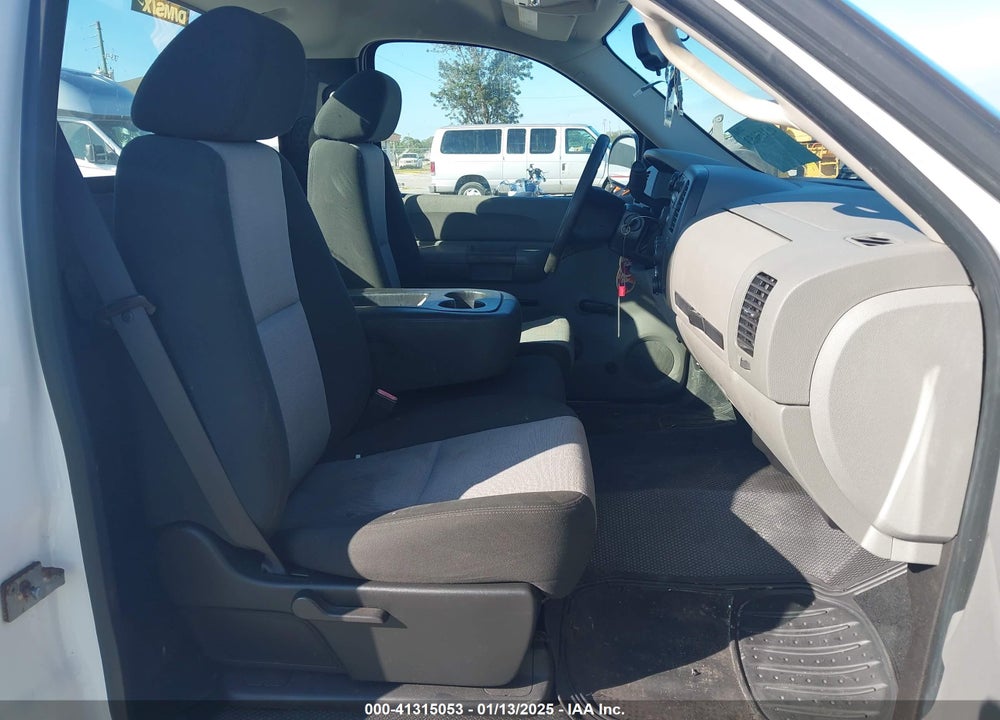 2009 CHEVROLET SILVERADO 1500 VIN: 1GCEC14XX9Z184897