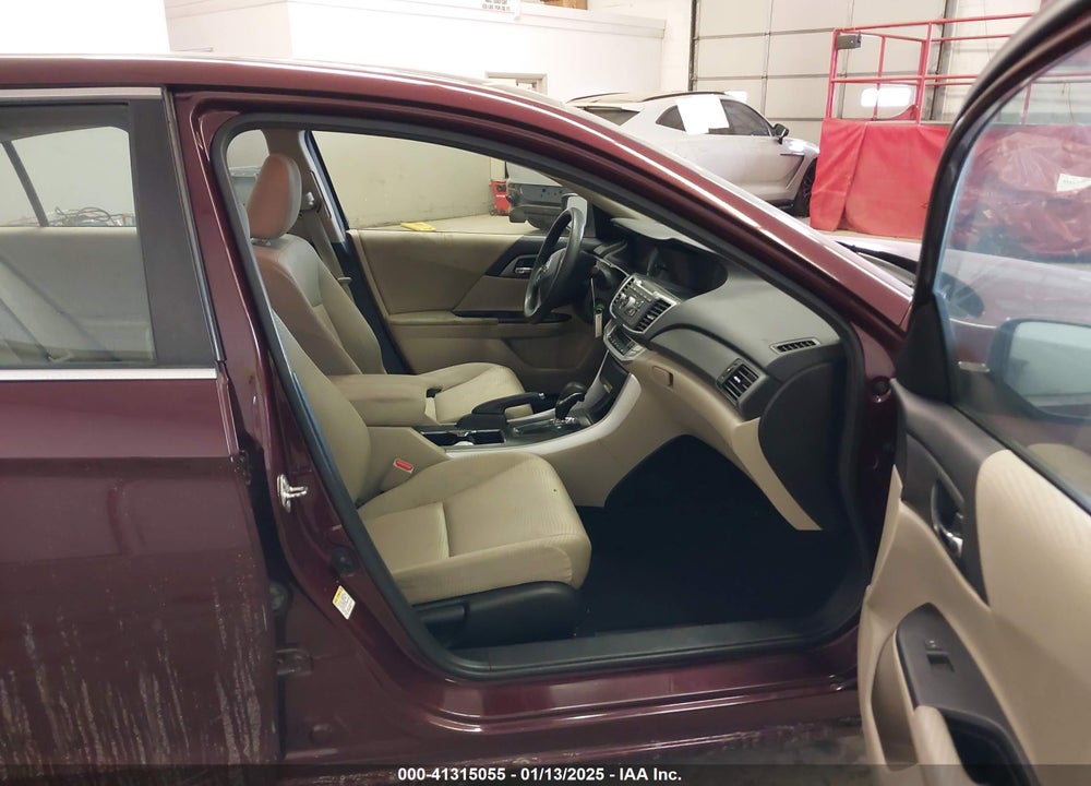 2015 HONDA ACCORD VIN: 1HGCR2F31FA133726