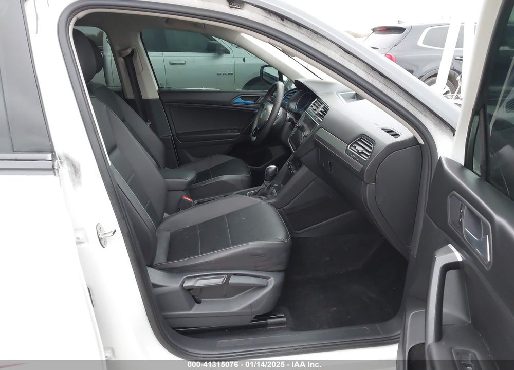 2021 VOLKSWAGEN TIGUAN VIN: 3VV3B7AX6MM103519