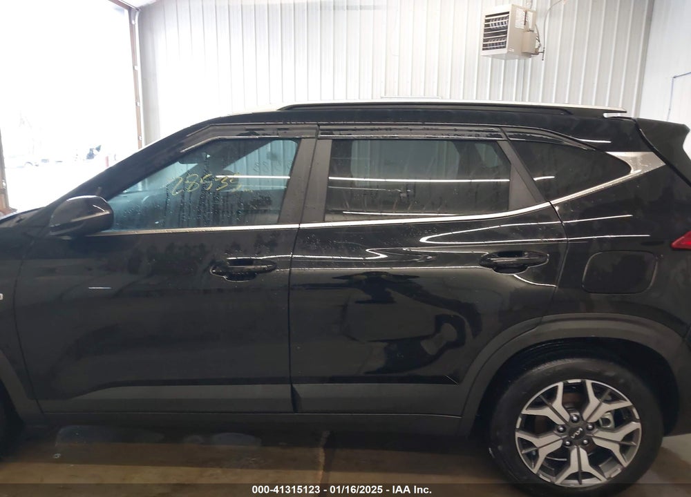 2023 KIA SELTOS EX VIN: KNDERCAA7P7417007