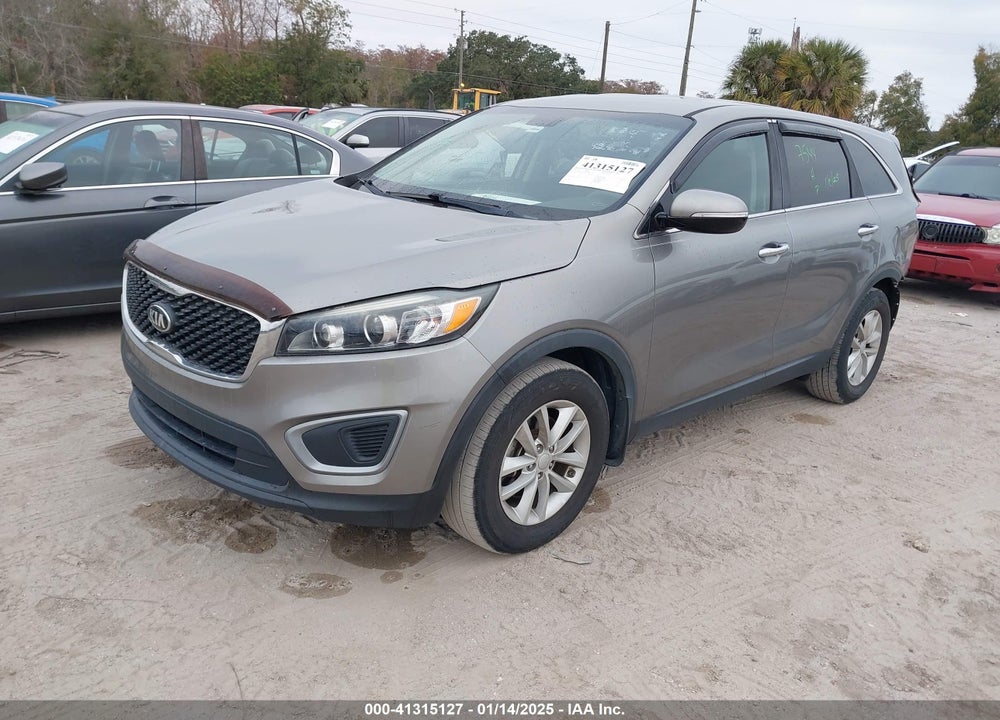 2017 KIA SORENTO 2.4L L VIN: 5XYPG4A35HG260460