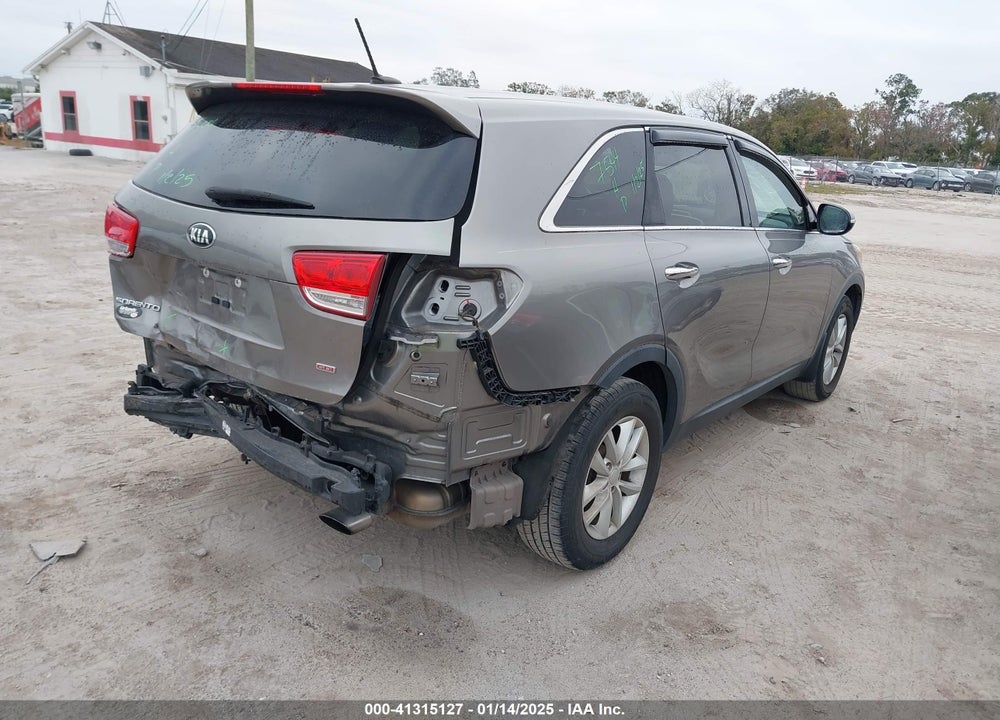 2017 KIA SORENTO 2.4L L VIN: 5XYPG4A35HG260460