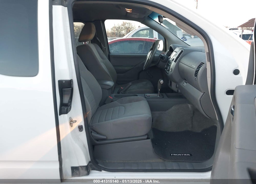 2017 NISSAN FRONTIER VIN: 1N6BD0CT4HN737538
