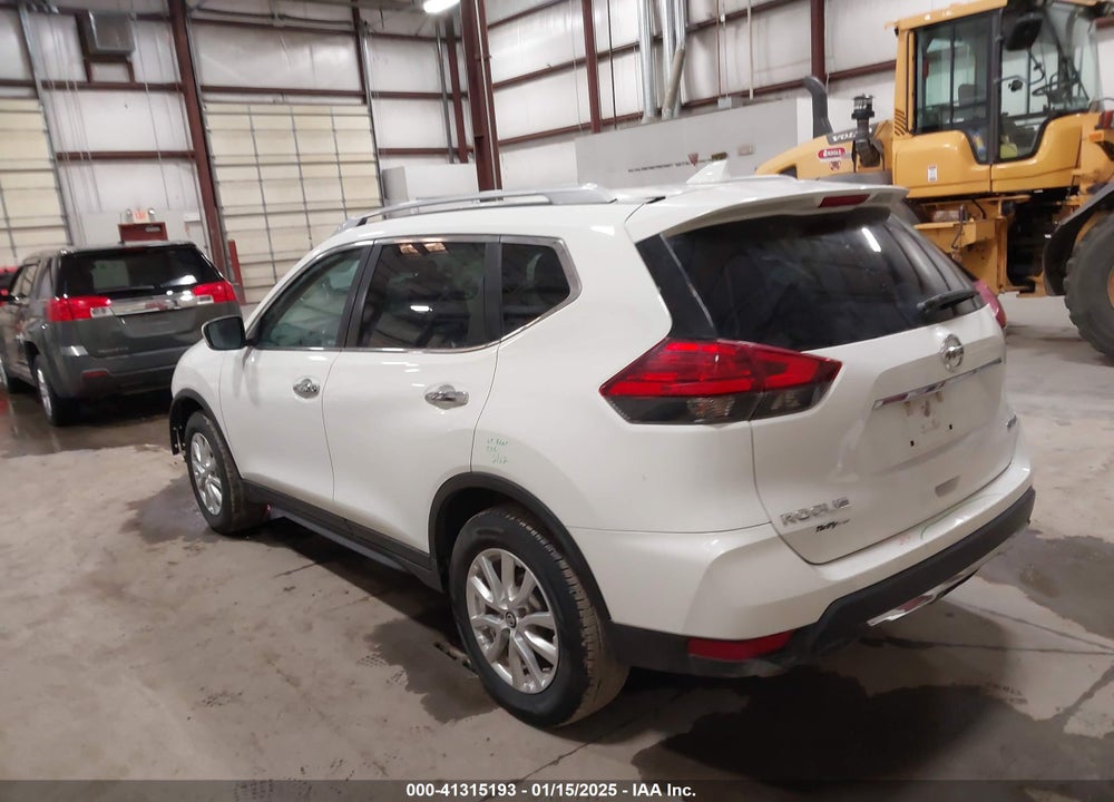 2017 NISSAN ROGUE SV VIN: 5N1AT2MV5HC853710