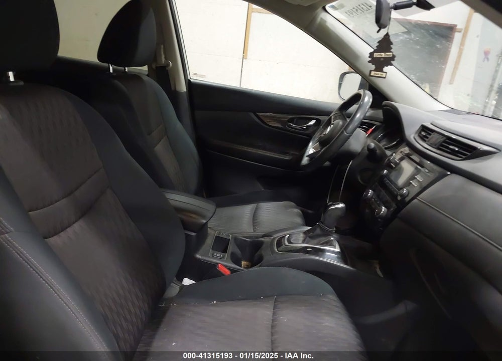 2017 NISSAN ROGUE SV VIN: 5N1AT2MV5HC853710