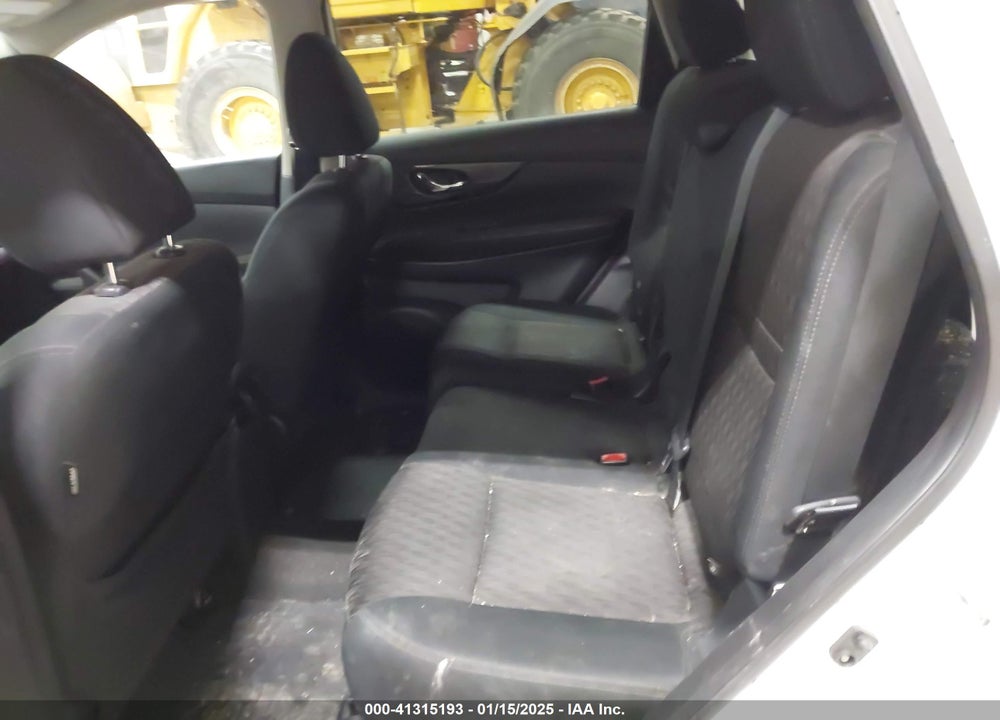 2017 NISSAN ROGUE SV VIN: 5N1AT2MV5HC853710
