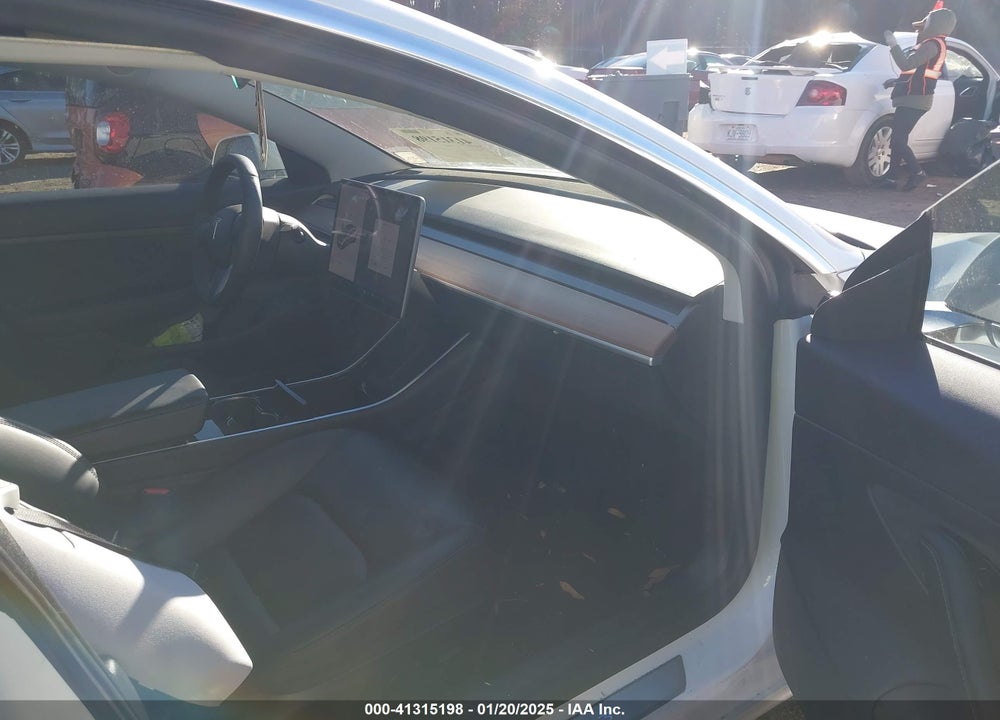 2020 TESLA MODEL 3 VIN: 5YJ3E1EA5LF598176
