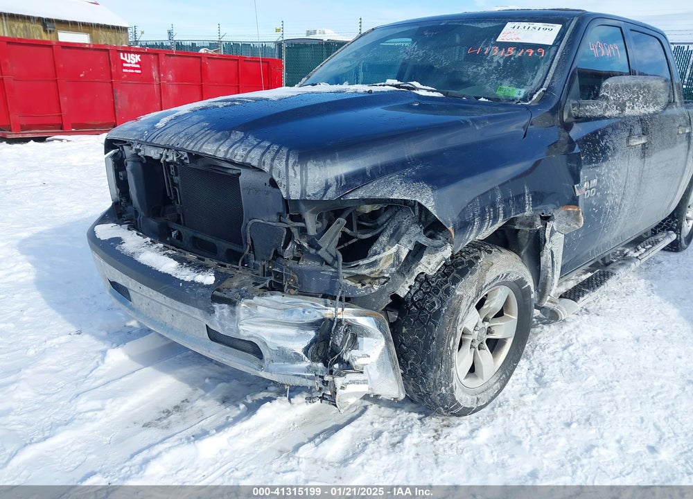 2013 RAM 1500 ST VIN: 1C6RR7KT5DS692688
