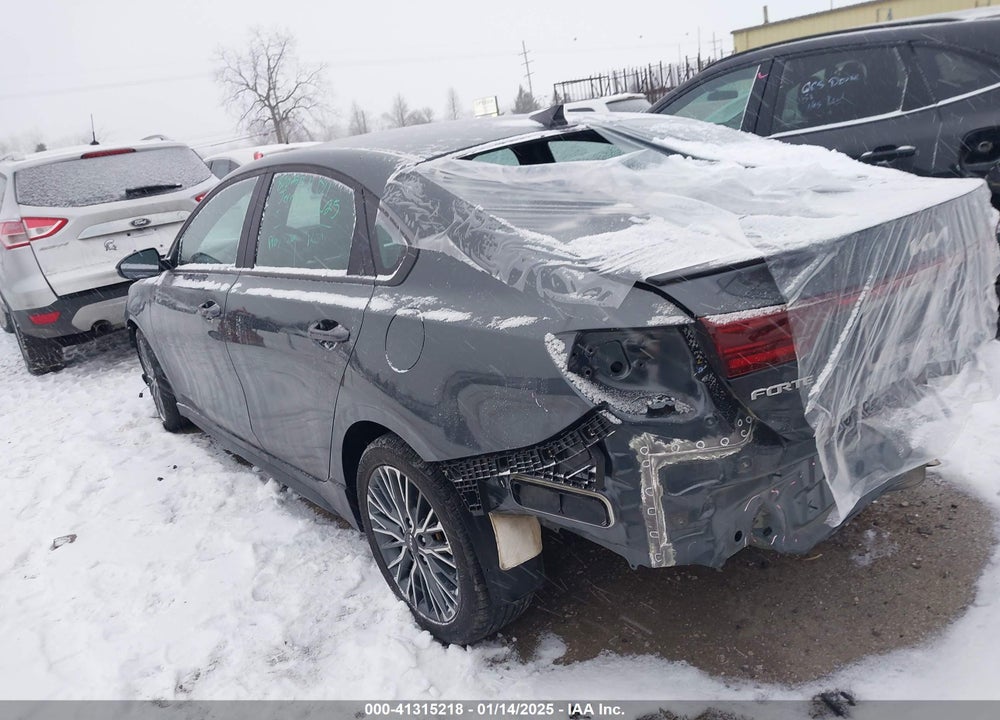 2023 KIA FORTE VIN: 3KPF54AD8PE670885
