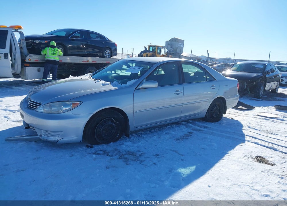 2005 TOYOTA CAMRY LE VIN: 4T1BE32K35U631024