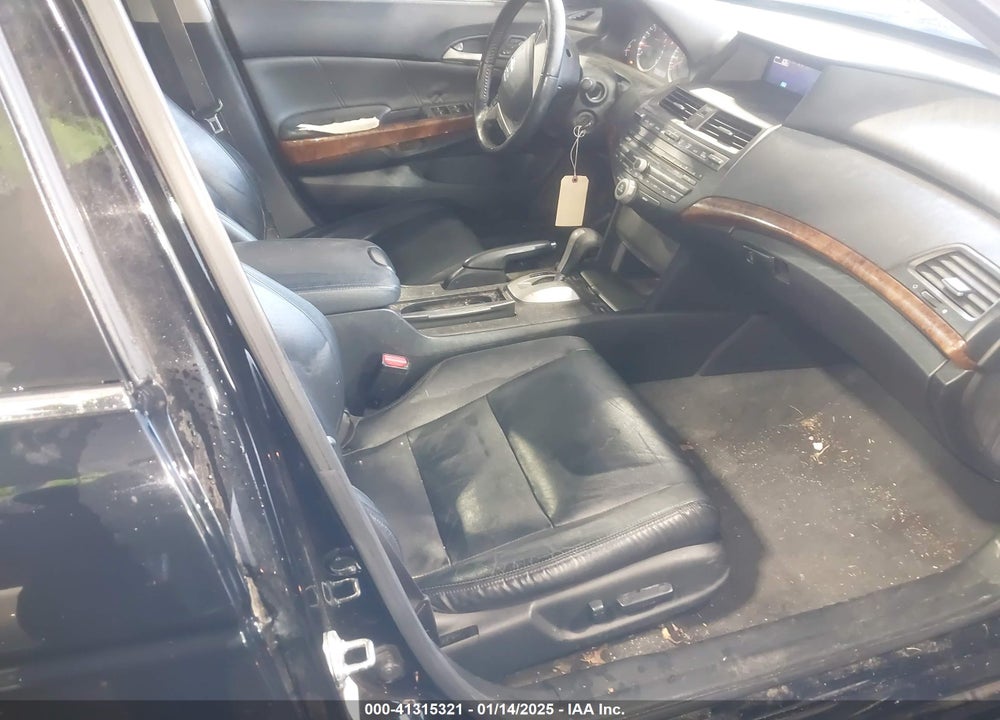 2011 HONDA ACCORD 3.5 EX-L VIN: 1HGCP3F86BA008495