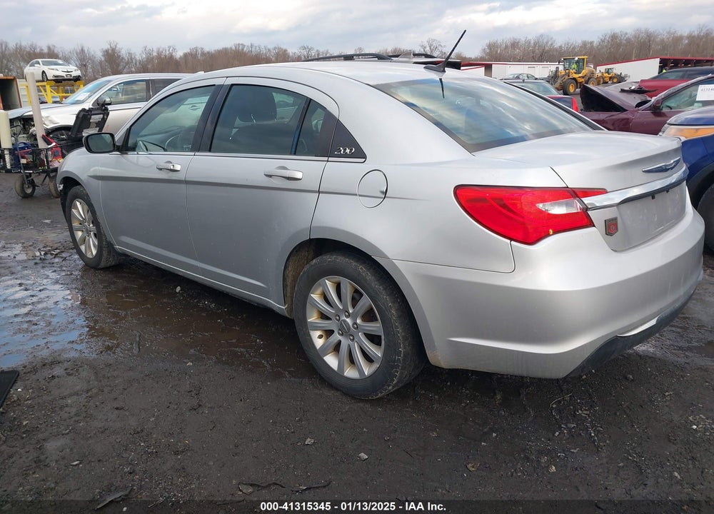 2011 CHRYSLER 200 VIN: 1C3BC1FB1BN555466