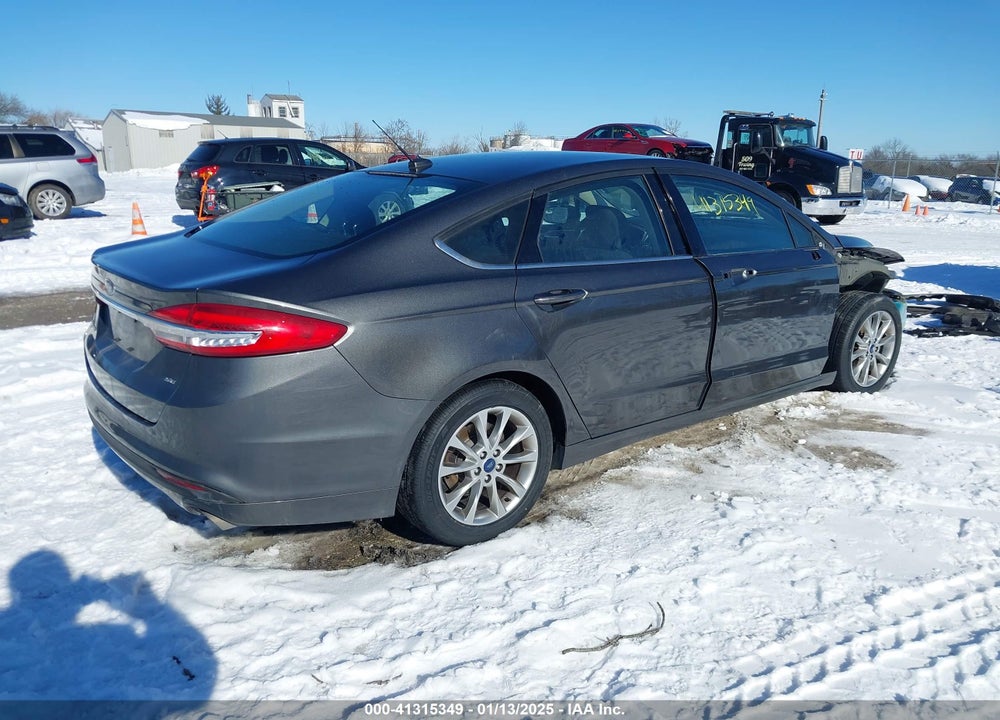 2017 FORD FUSION VIN: 3FA6P0H78HR328842