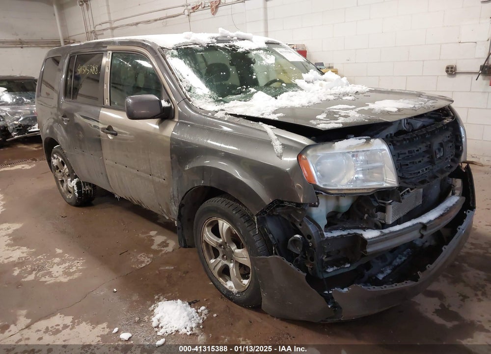 2015 HONDA PILOT EX VIN: 5FNYF4H45FB002269