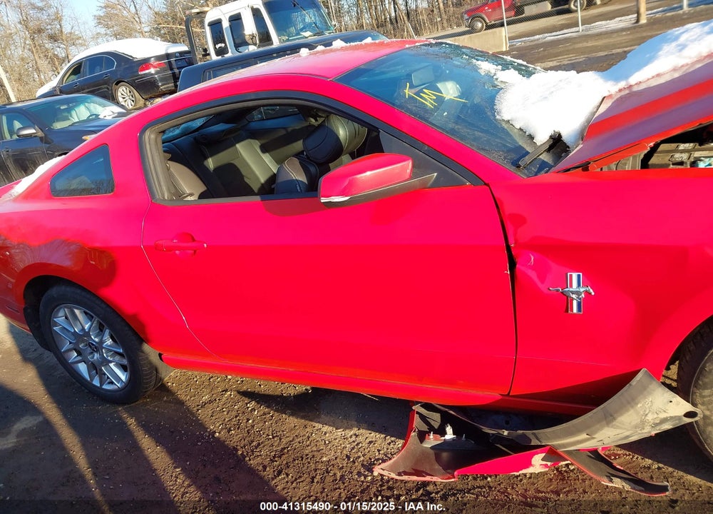 2013 FORD MUSTANG VIN: 1ZVBP8AM5D5266270