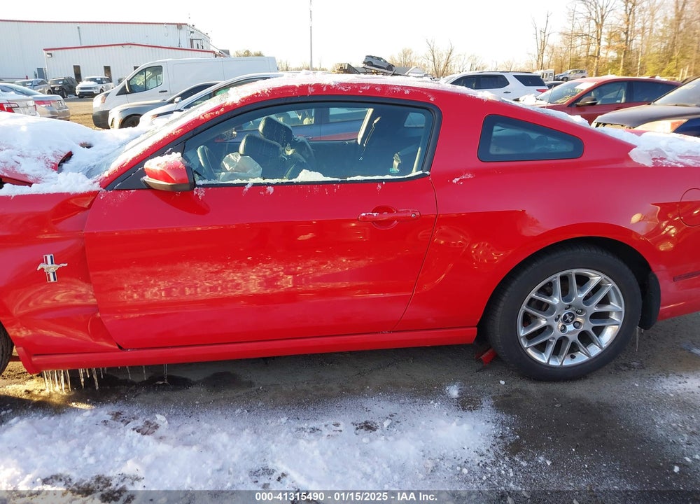 2013 FORD MUSTANG VIN: 1ZVBP8AM5D5266270