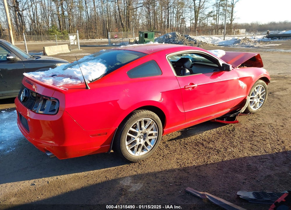 2013 FORD MUSTANG VIN: 1ZVBP8AM5D5266270