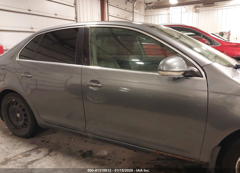 2006 VOLKSWAGEN JETTA VIN: 3VWST71K36M747250