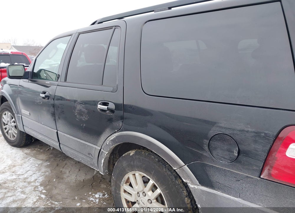 2007 FORD EXPEDITION XLT VIN: 1FMFU16567LA73966