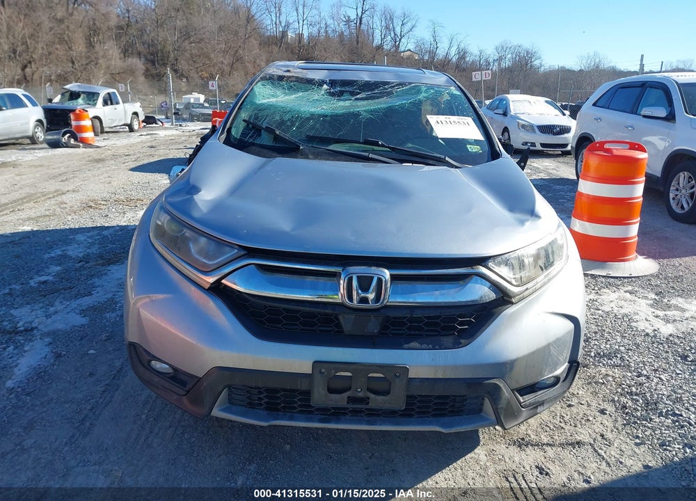 2018 HONDA CR-V VIN: 7FARW2H5XJE066466