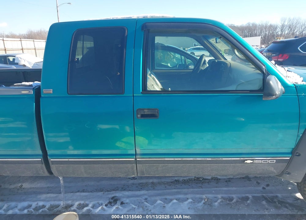 1995 CHEVROLET GMT-400 K1500 VIN: 1GCEK19K6SE132888