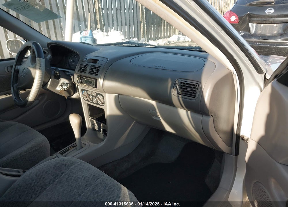 2001 TOYOTA COROLLA LE VIN: 2T1BR12E21C502514