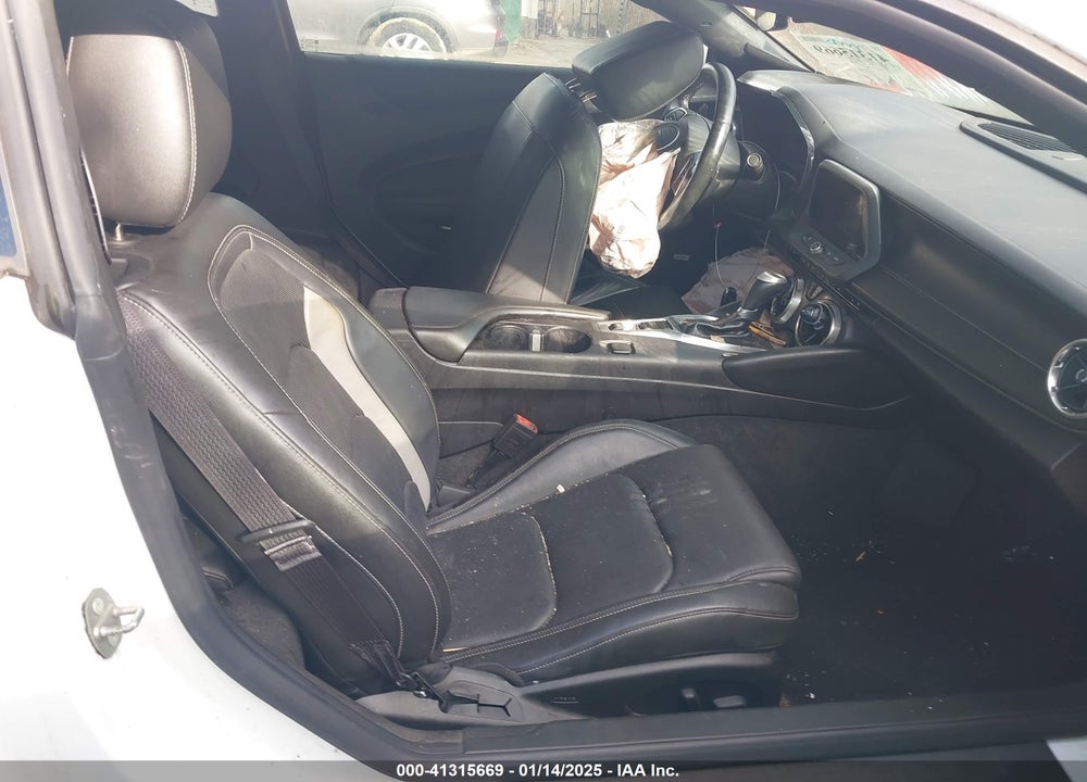 2016 CHEVROLET CAMARO VIN: 1G1FD1RS1G0190984