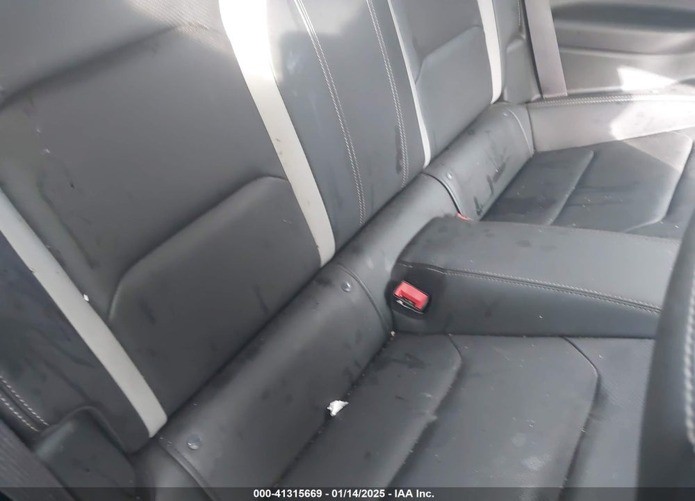 2016 CHEVROLET CAMARO VIN: 1G1FD1RS1G0190984
