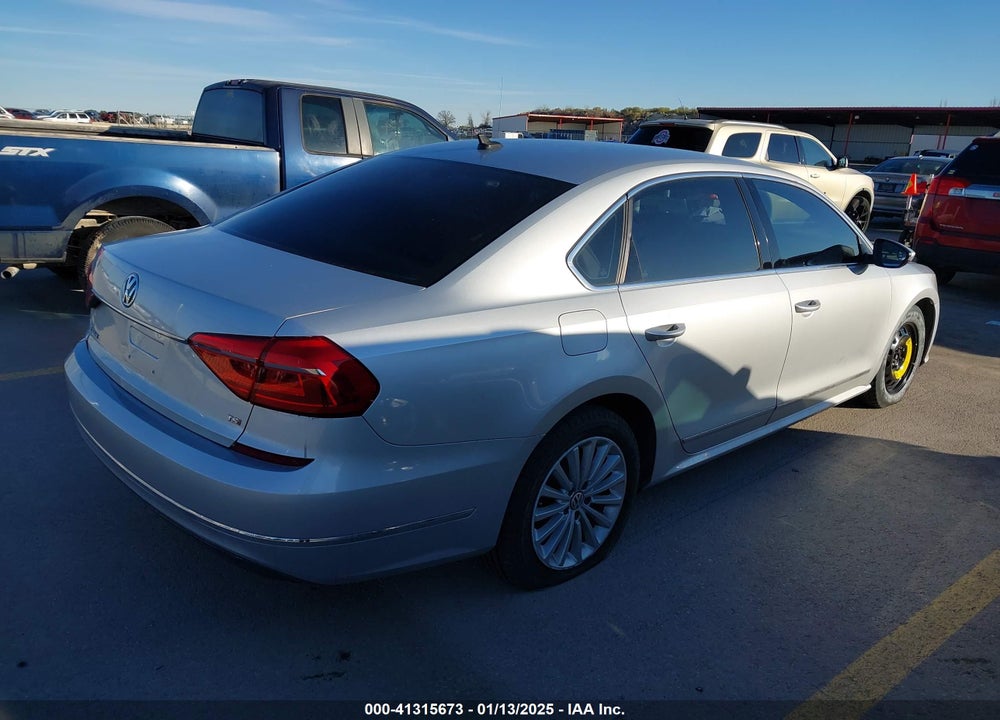 2016 VOLKSWAGEN PASSAT VIN: 1VWBT7A33GC043237