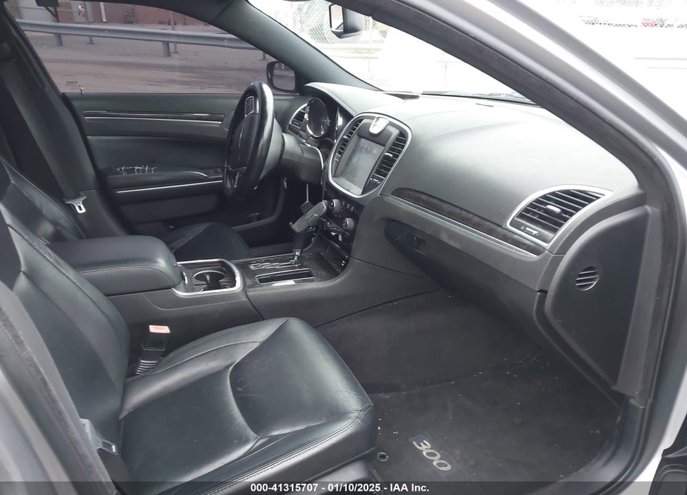 2011 CHRYSLER 300 LIMITED VIN: 2C3CA5CG9BH533239