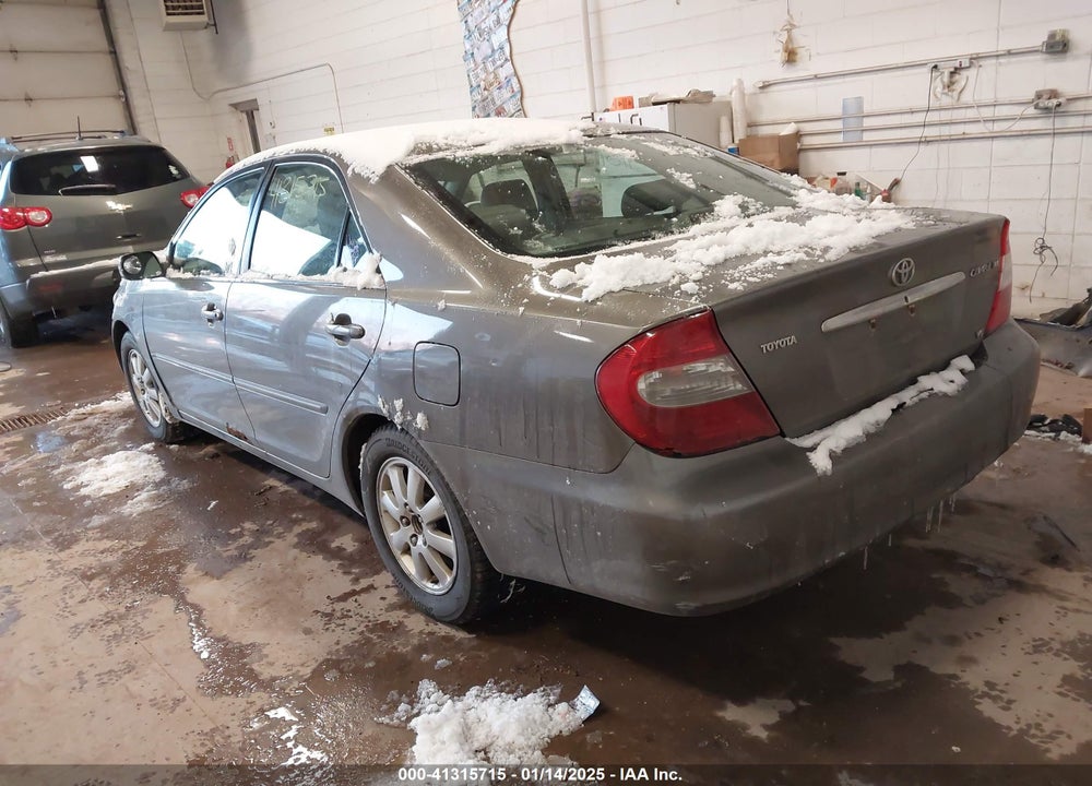 2002 TOYOTA CAMRY XLE V6 VIN: 4T1BF30K22U540693