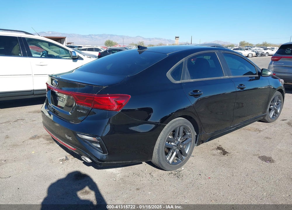 2021 KIA FORTE GT LINE VIN: 3KPF34ADXME357581