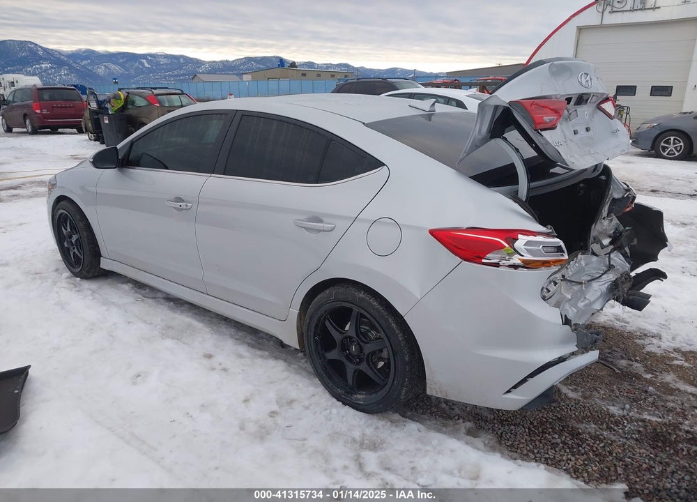 2018 HYUNDAI ELANTRA VIN: KMHD04LBXJU553735