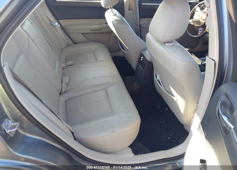 2007 CHRYSLER 300 TOURING VIN: 2C3KA53G77H811283