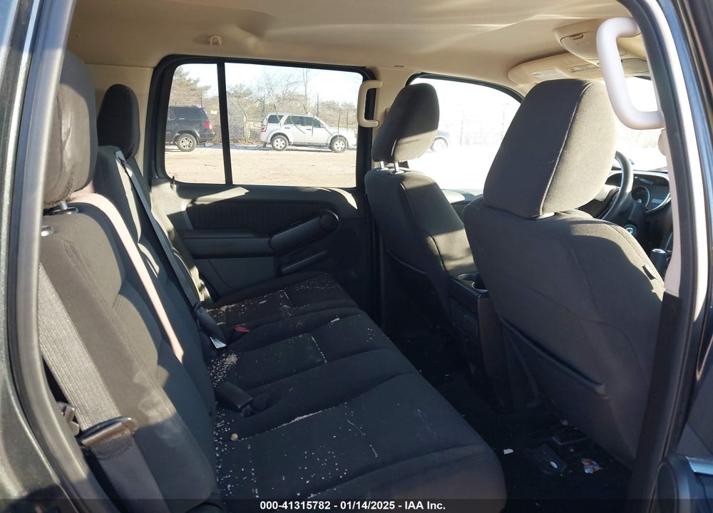 2010 FORD EXPLORER XLT VIN: 1FMEU7DE2AUB02611