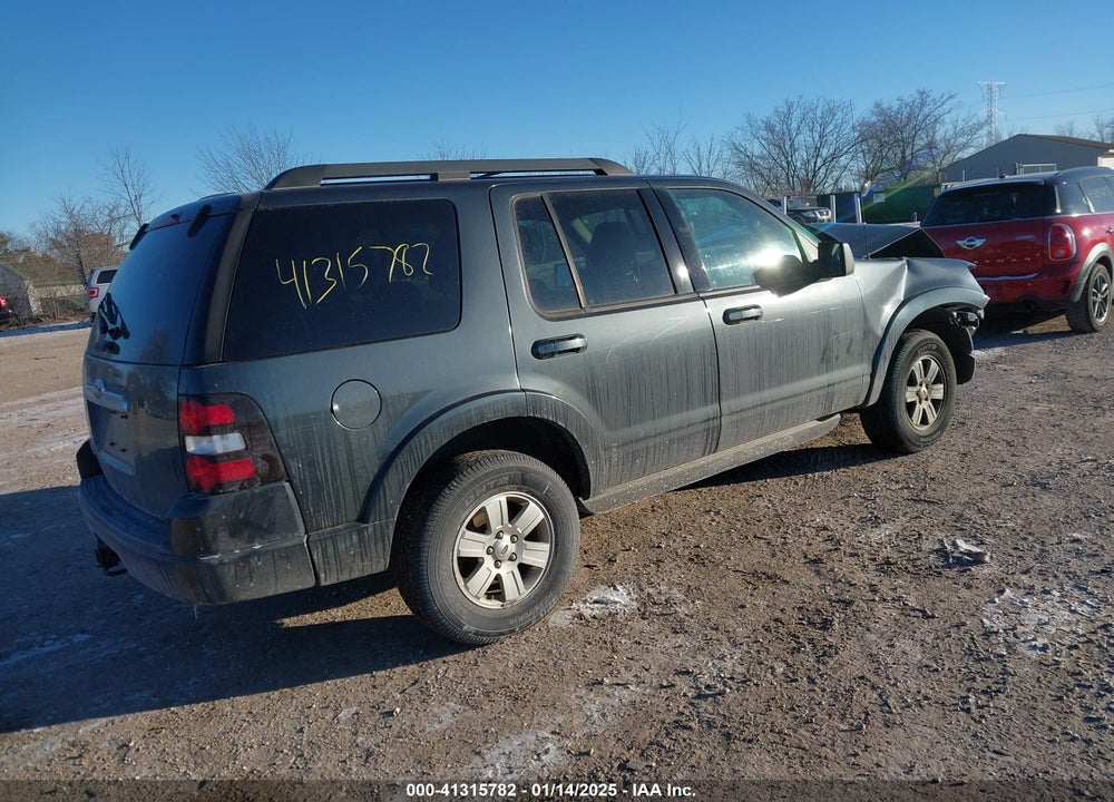 2010 FORD EXPLORER XLT VIN: 1FMEU7DE2AUB02611