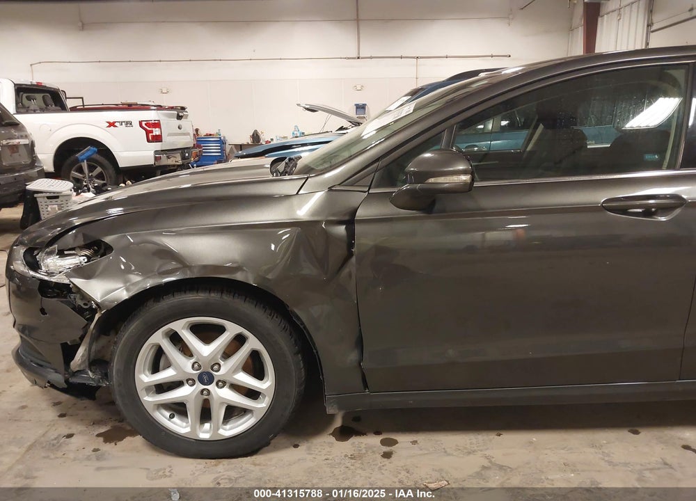 2015 FORD FUSION SE VIN: 3FA6P0H76FR305606