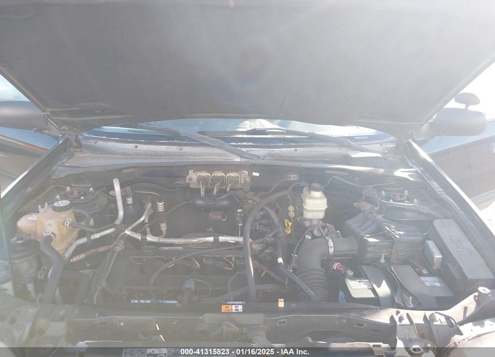 2006 FORD ESCAPE XLS VIN: 1FMCU02Z06KC94800