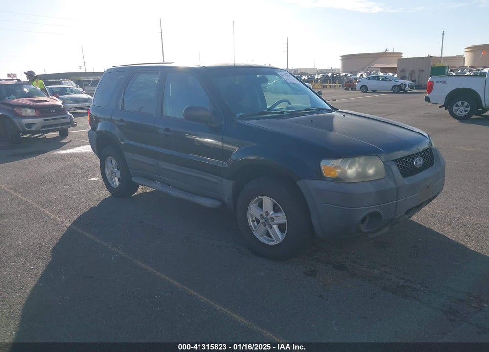 2006 FORD ESCAPE XLS VIN: 1FMCU02Z06KC94800