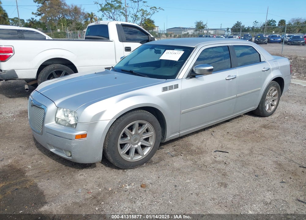 2007 CHRYSLER 300 TOURING VIN: 2C3KA53G97H664657