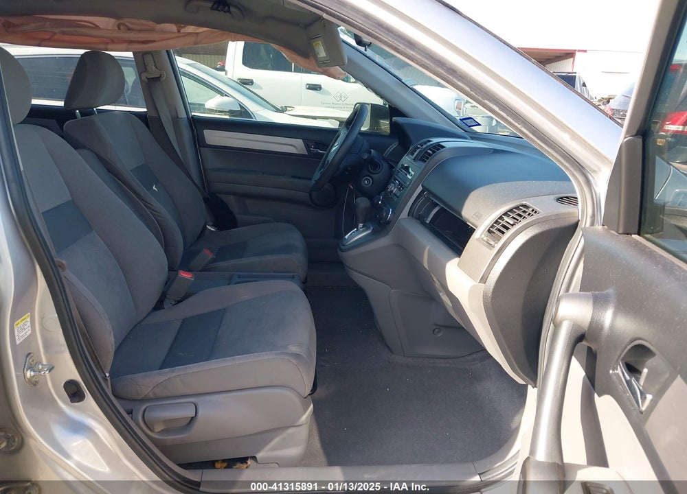 2011 HONDA CR-V SE VIN: 5J6RE3H44BL044869