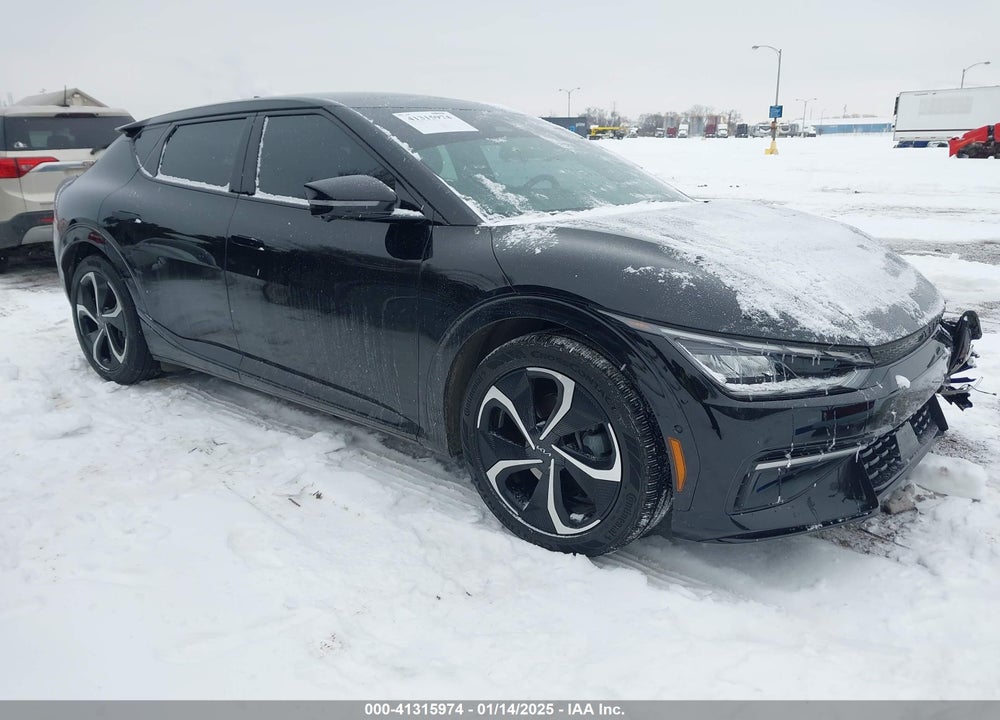 2023 KIA EV6 GT LINE VIN: KNDC4DLC2P5103027