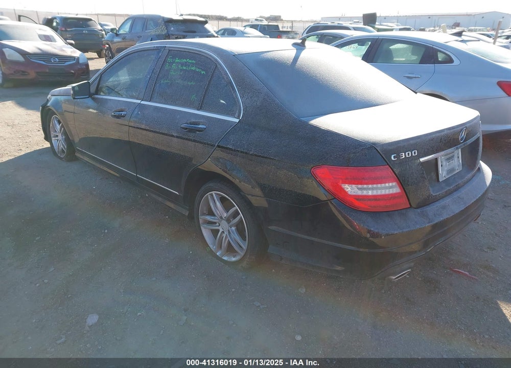 2012 MERCEDES-BENZ C 300 VIN: WDDGF8BB3CR226923