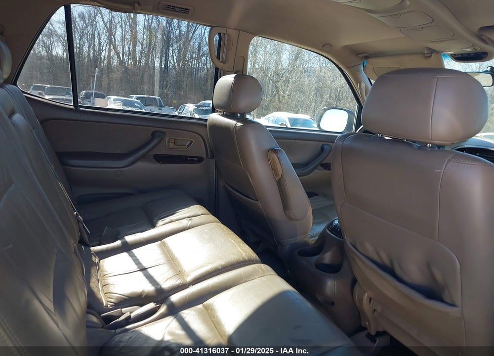 2002 TOYOTA SEQUOIA SR5 V8 VIN: 5TDZT34AX2S099039