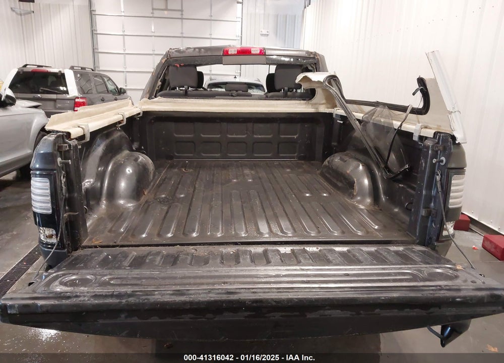 2019 RAM 1500 CLASSIC VIN: 1C6RR7GG5KS671459